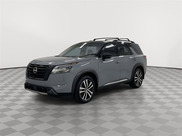 2024 Nissan Pathfinder Platinum photo 4