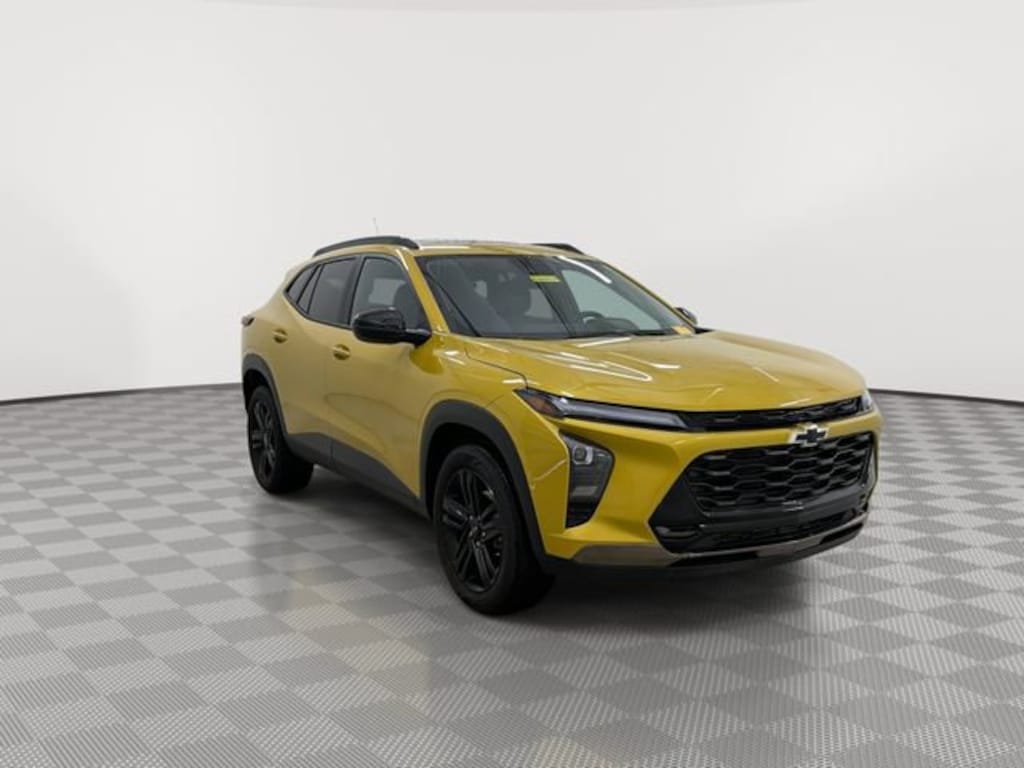 Used 2025 Chevrolet Trax Activ SUV