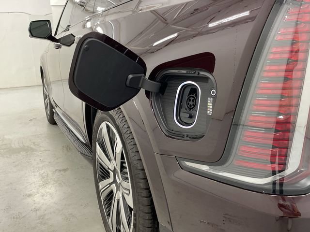 2025 Cadillac Escalade IQ Luxury 2 - Photo 29