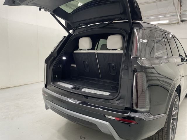 2026 Cadillac VISTIQ Sport - Photo 28