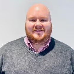 Staff member Chris Ault from dfb2eaad7d3b