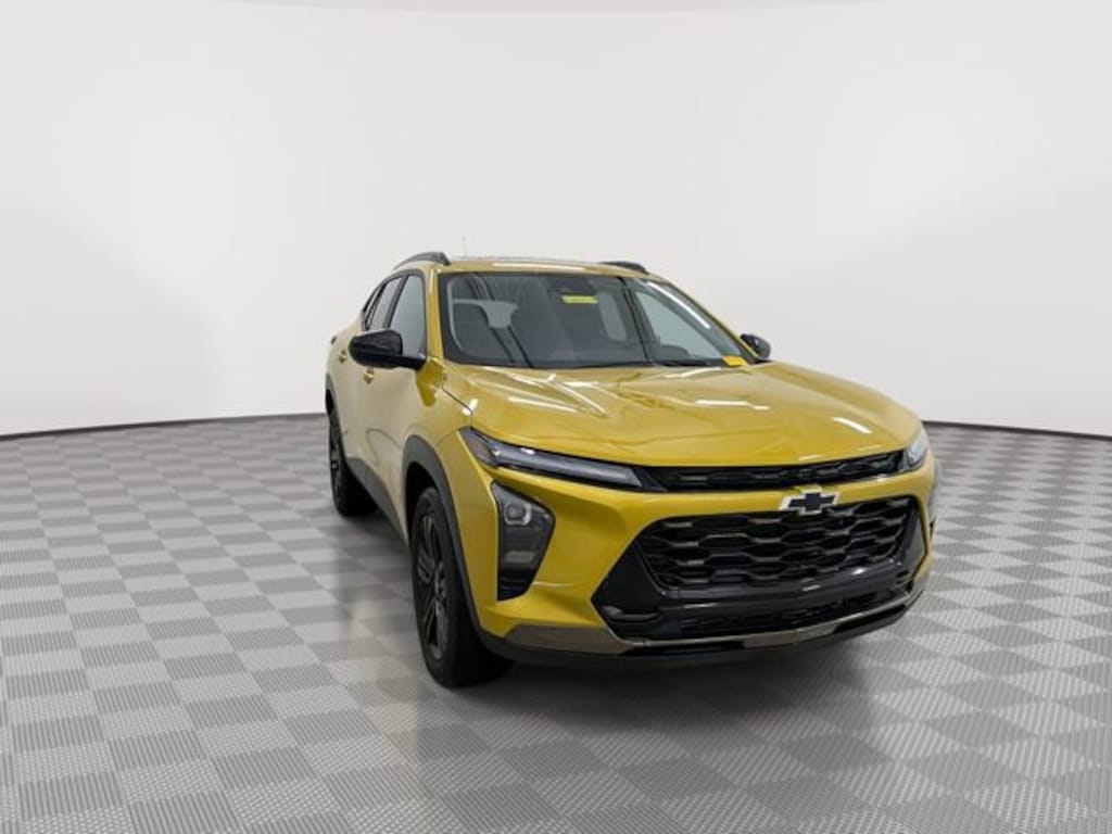 Used 2025 Chevrolet Trax Activ SUV