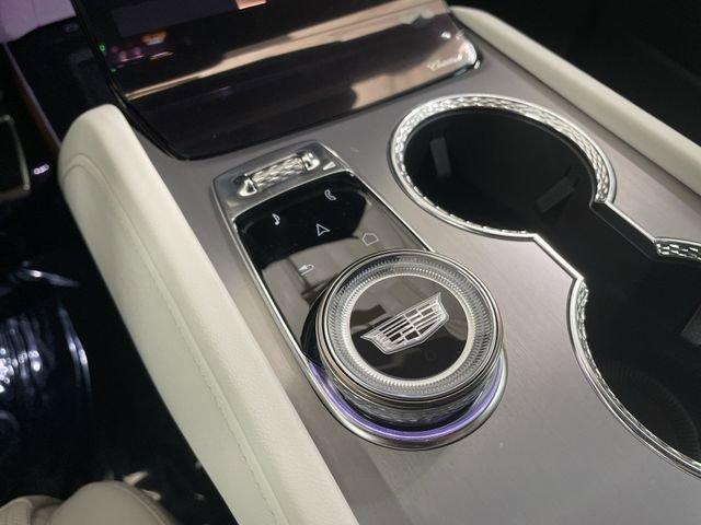 2026 Cadillac VISTIQ Sport - Photo 24