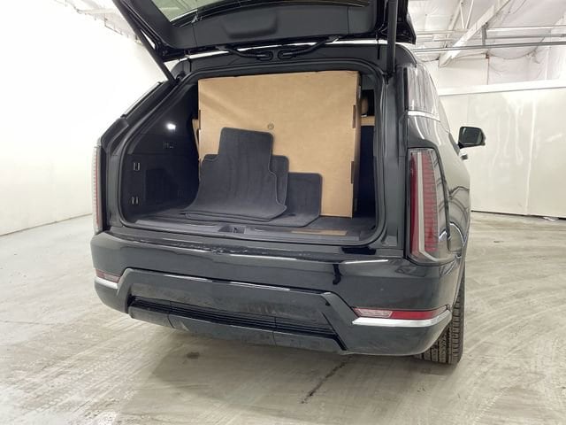 2025 Cadillac Escalade IQ Luxury 2 - Photo 28