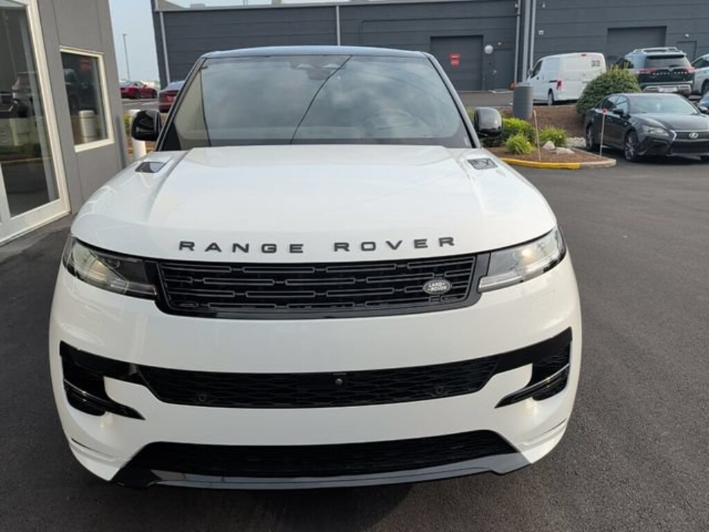 Used 2025 Land Rover Range Rover Sport P400 Dynamic SE SUV