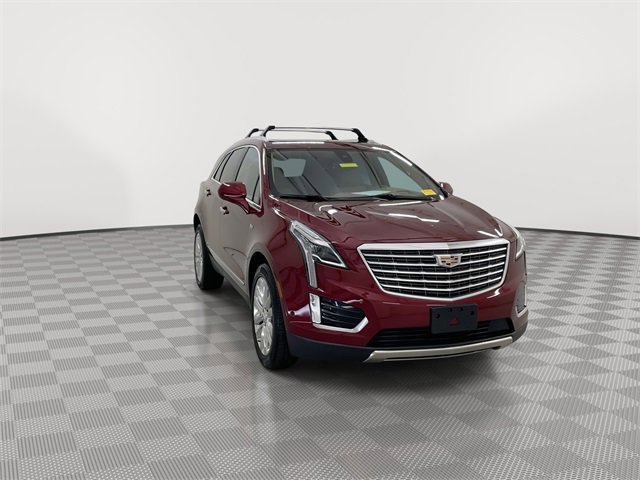 2017 Cadillac XT5 Platinum photo 2