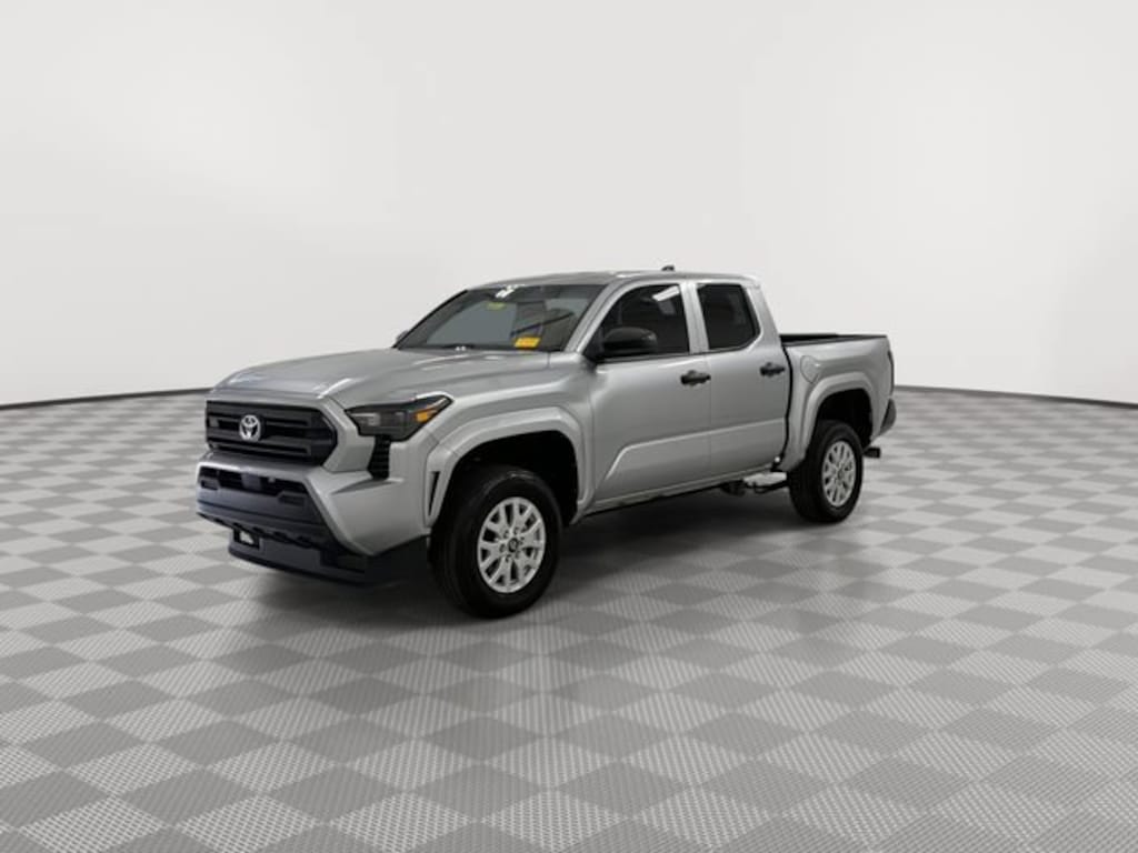 Used 2025 Toyota Tacoma SR Truck