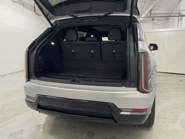 2025 Cadillac Escalade IQ Sport 1 - Photo 28