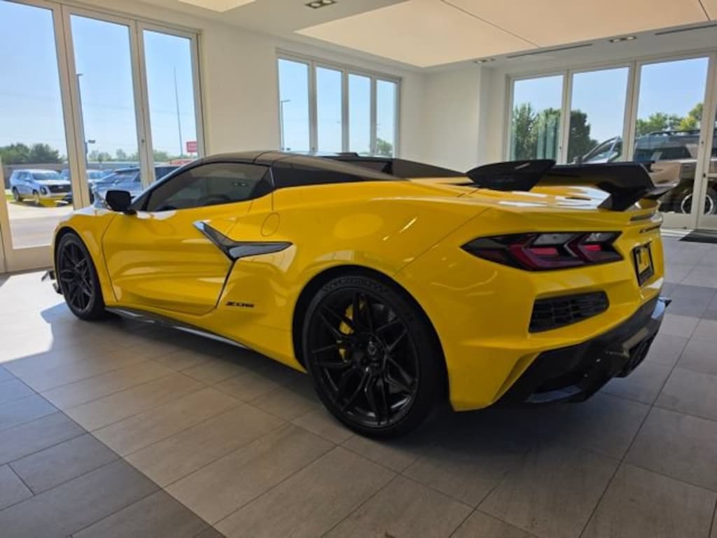 Used 2025 Chevrolet Corvette Z06 3LZ Performance