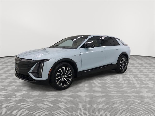 2024 Cadillac Lyriq Sport photo 3