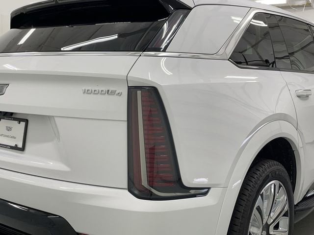 2025 Cadillac Escalade IQ Luxury 1 - Photo 19