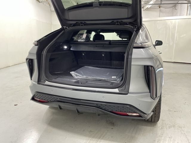 2026 Cadillac LYRIQ V - Photo 28