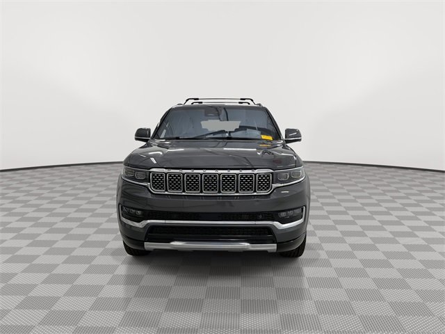 2022 Jeep Grand Wagoneer III photo 3