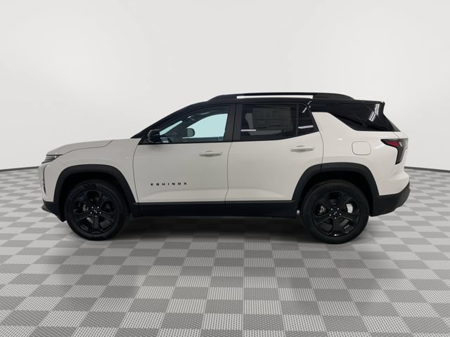 2027 Chevrolet Equinox LT - Photo 11