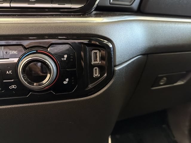 2023 Chevrolet Silverado 1500 LT - Photo 27