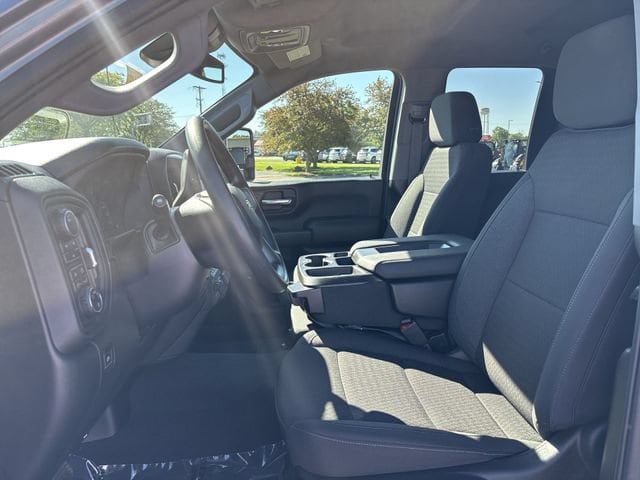 2025 Chevrolet Silverado 2500HD Custom - Photo 20