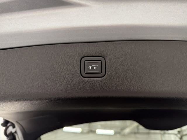 2024 Chevrolet Blazer 2LT - Photo 17