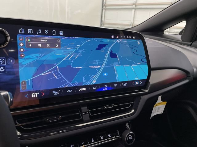 2025 Chevrolet Equinox EV RS - Photo 27