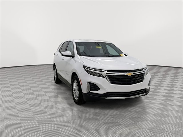 2022 Chevrolet Equinox LT photo 2