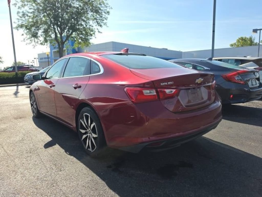 Used 2018 Chevrolet Malibu LT Car