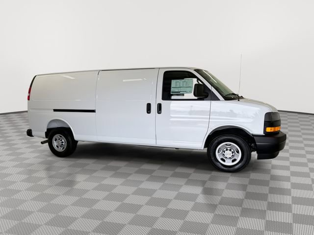 2026 Chevrolet Express Cargo Work Van - Photo 16