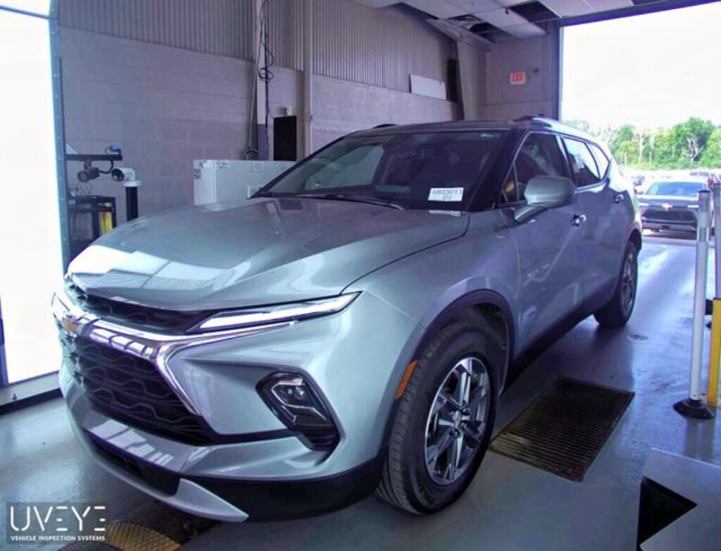 Used 2025 Chevrolet Blazer 2LT SUV