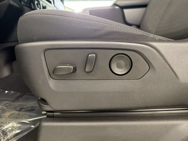 2024 Chevrolet Silverado 1500 LT - Photo 21