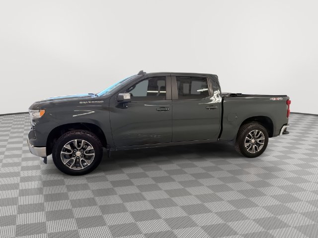 2025 Chevrolet Silverado 1500 LT - Photo 8