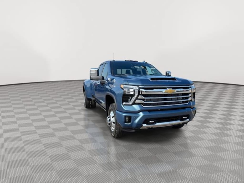 New 2026 Chevrolet Silverado 3500 HD High Country DRW Truck