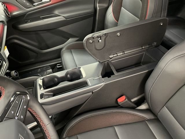 2025 Chevrolet Equinox EV RS - Photo 25