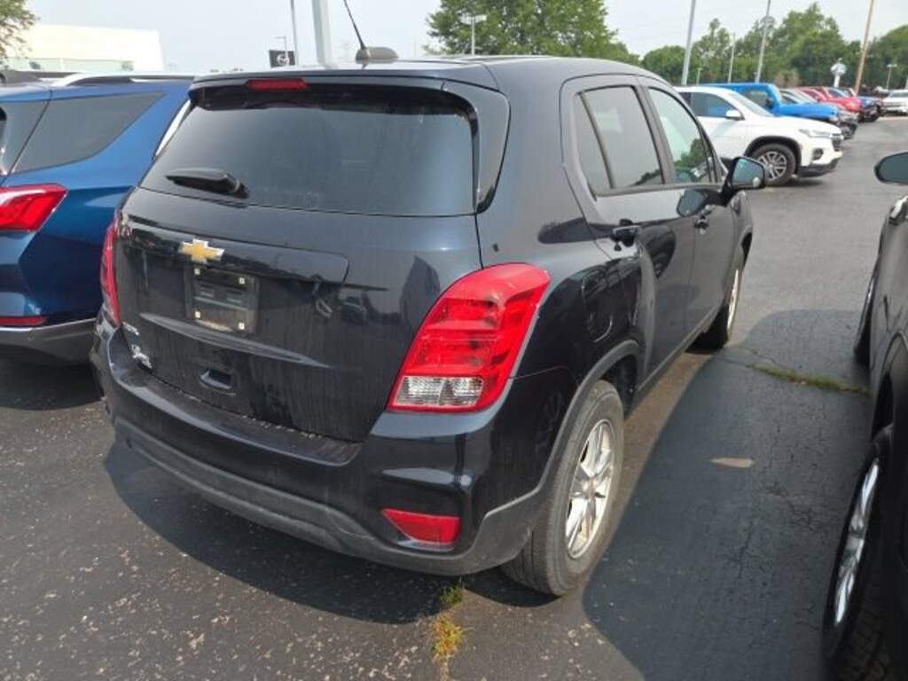 Used 2021 Chevrolet Trax LS SUV