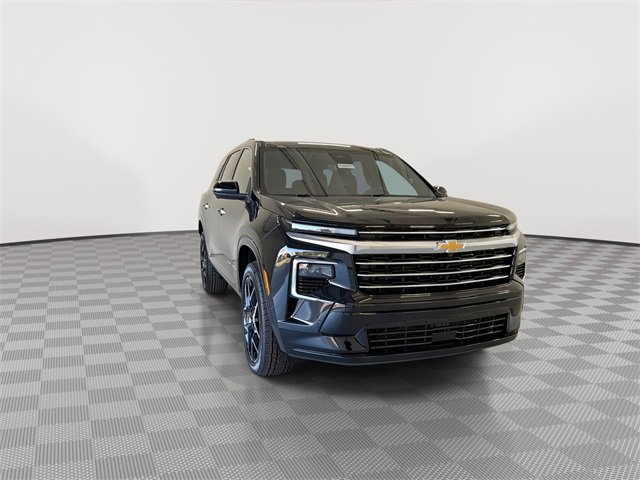 2026 Chevrolet Traverse High Country photo 3