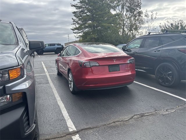 2020 Tesla Model 3 Long Range photo 3