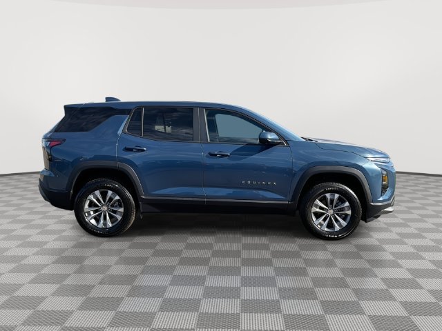 2027 Chevrolet Equinox LT - Photo 16