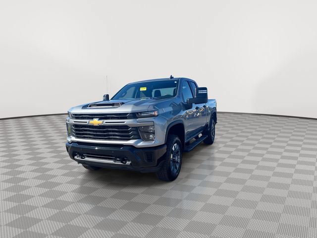 2025 Chevrolet Silverado 2500HD Custom - Photo 6