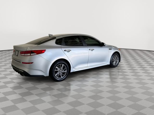 2020 Kia Optima LX - Photo 12