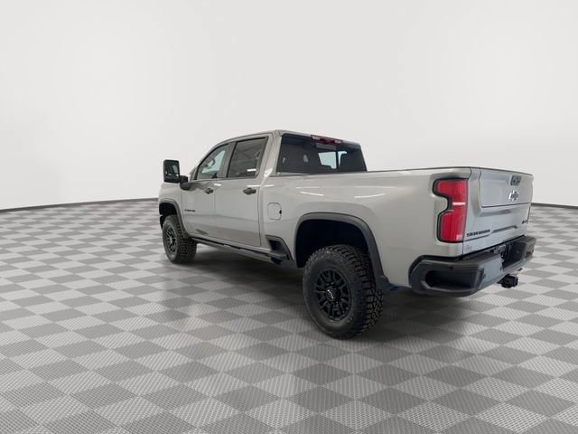 2026 Chevrolet Silverado 2500 HD ZR2 - Photo 12