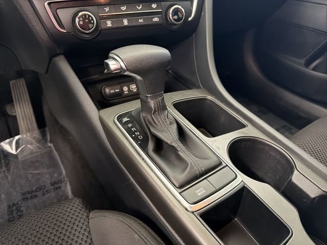 2020 Kia Optima LX - Photo 25