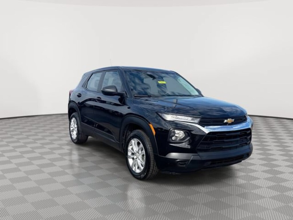 Used 2023 Chevrolet Trailblazer LS SUV