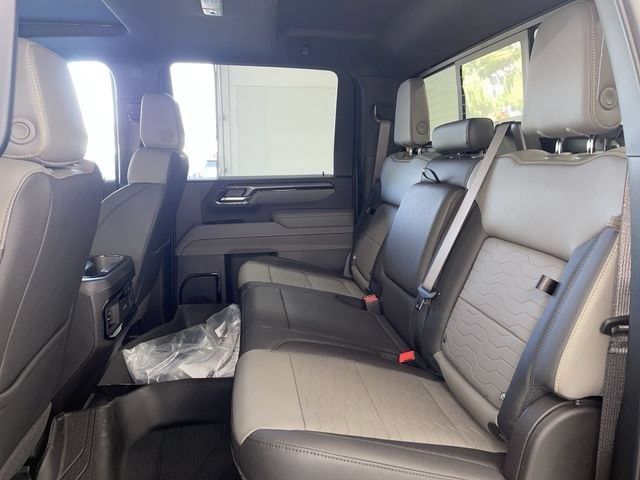2026 Chevrolet Silverado 2500 HD ZR2 - Photo 20