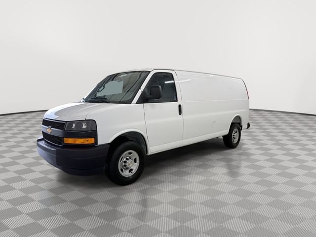 2026 Chevrolet Express Cargo Work Van - Photo 8