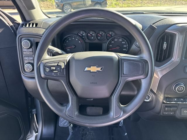 2025 Chevrolet Silverado 2500HD Custom - Photo 29