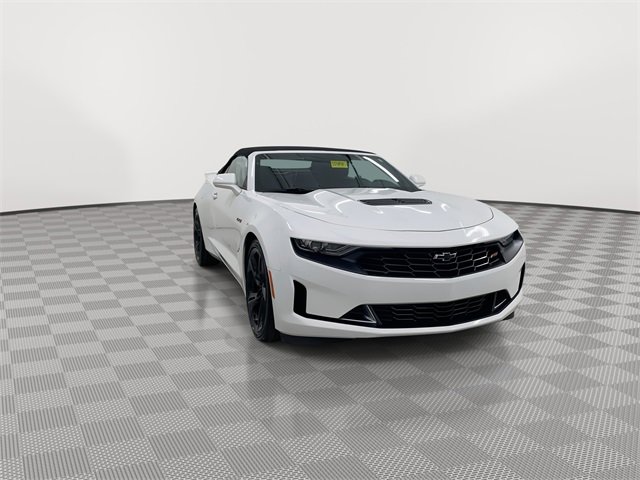 2023 Chevrolet Camaro LT1 photo 3