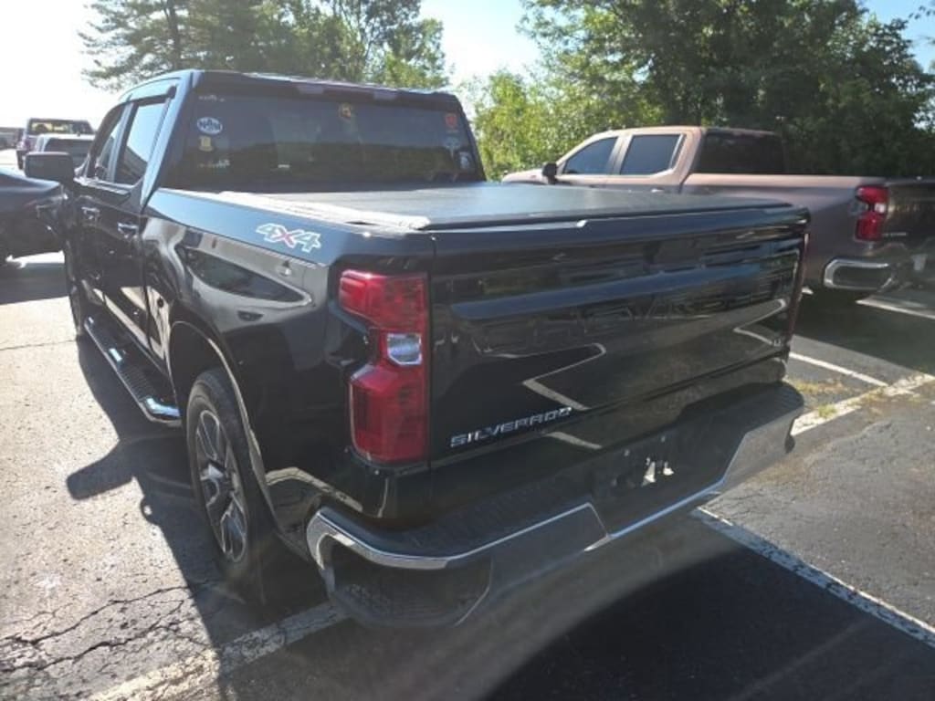 Used 2020 Chevrolet Silverado 1500 LT Truck