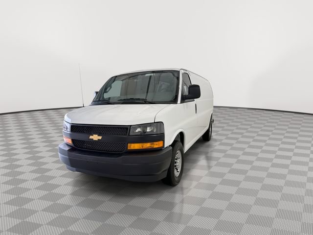 2026 Chevrolet Express Cargo Work Van - Photo 7