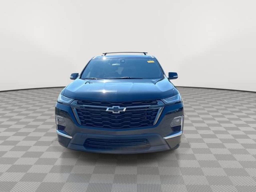 Used 2023 Chevrolet Traverse Premier SUV