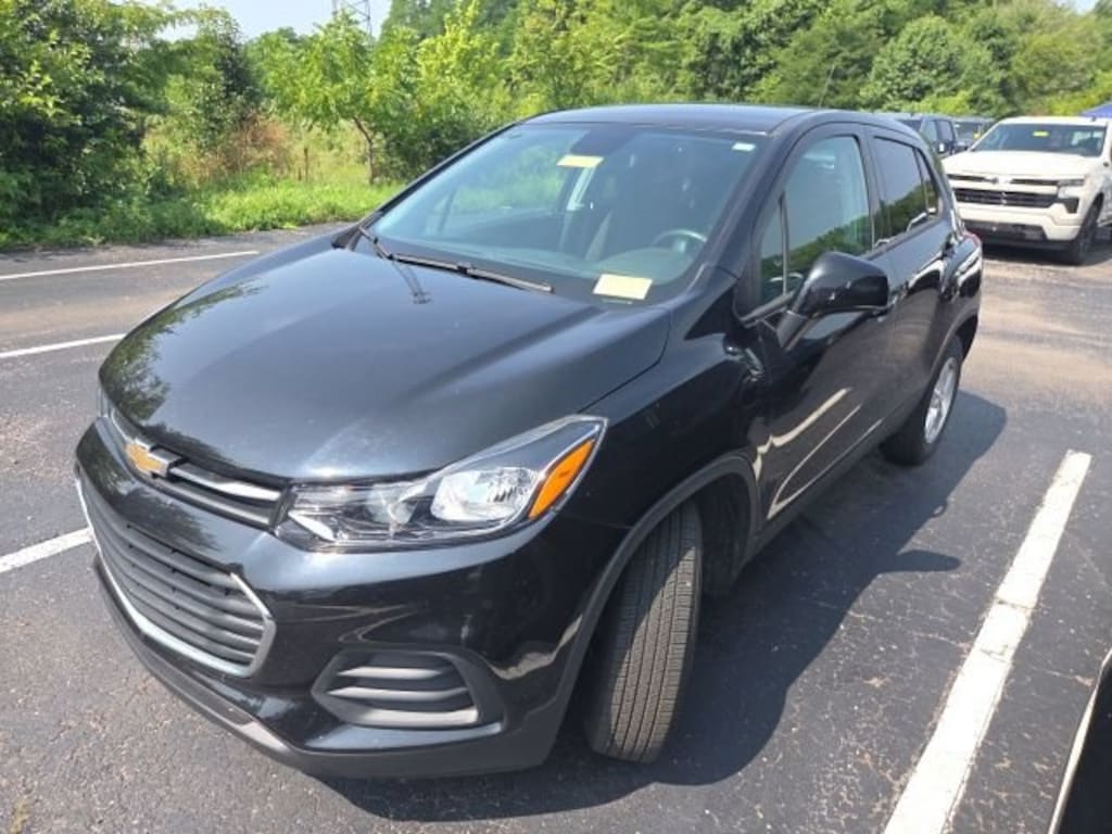 Used 2021 Chevrolet Trax LS SUV