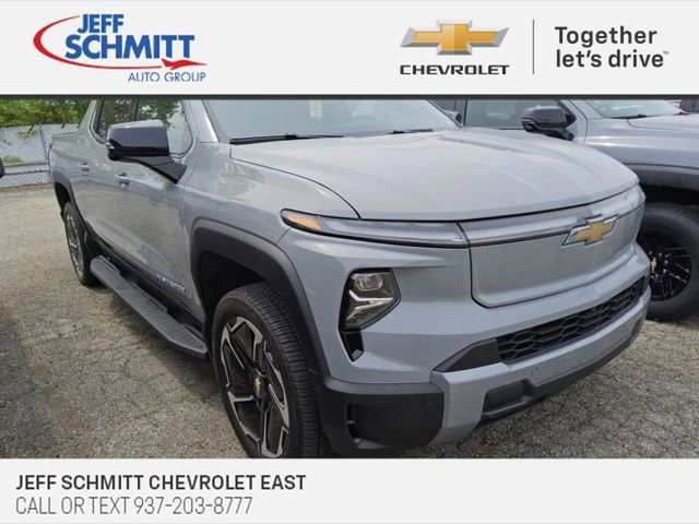 2026 Chevrolet Silverado EV LT Max Range's photo