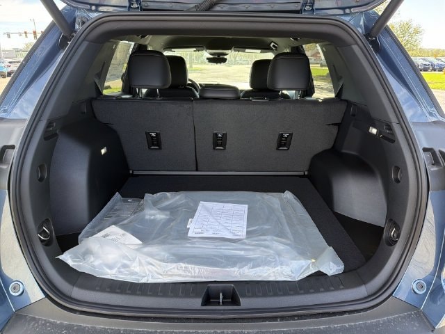 2027 Chevrolet Equinox LT - Photo 19