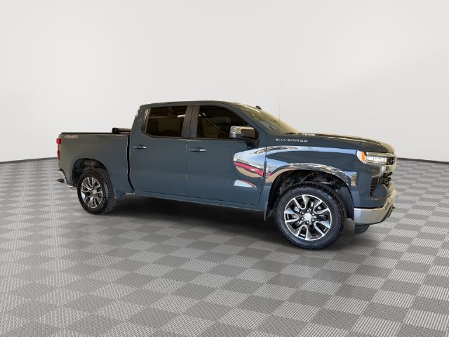 2025 Chevrolet Silverado 1500 LT - Photo 14